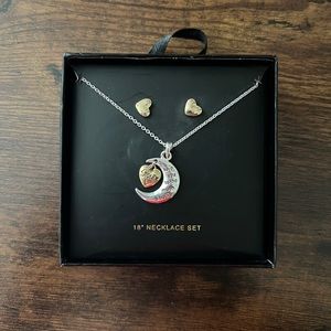 Necklace and earring set